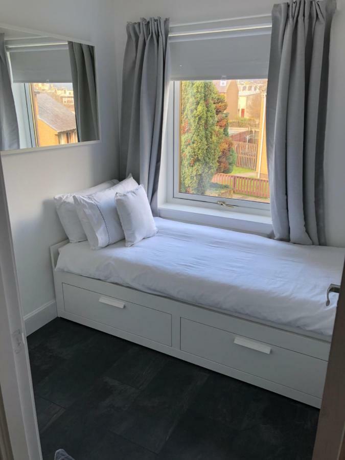 אינברנס L&H Apartments מראה חיצוני תמונה